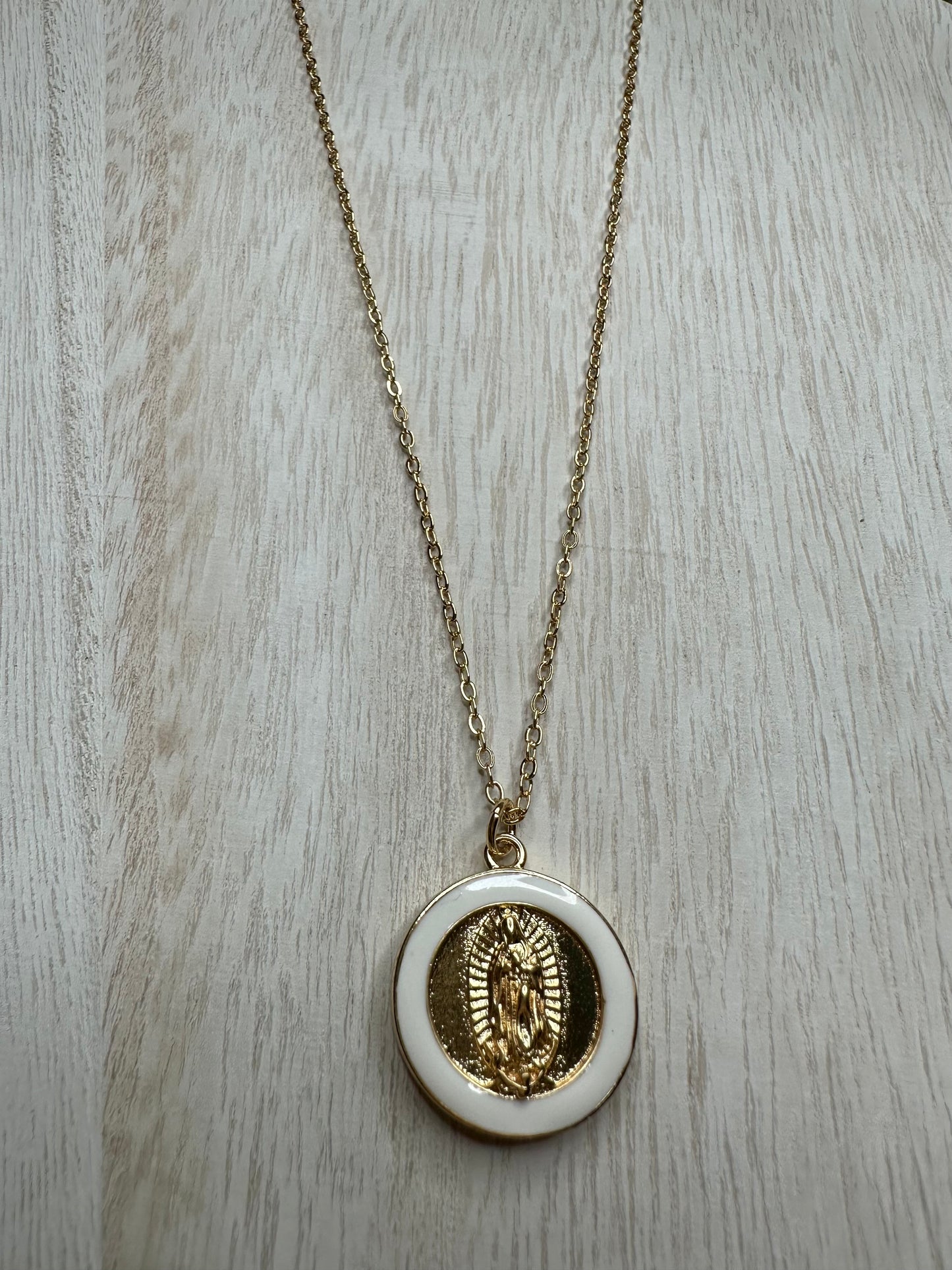Enamel Cream Necklace