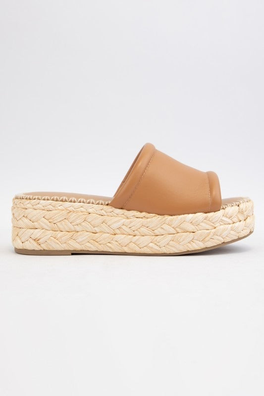 Monte Platform Camel